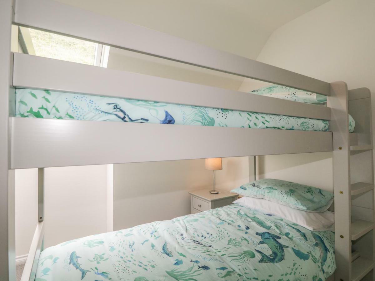 15 Waters Edge Villa Banff Bagian luar foto