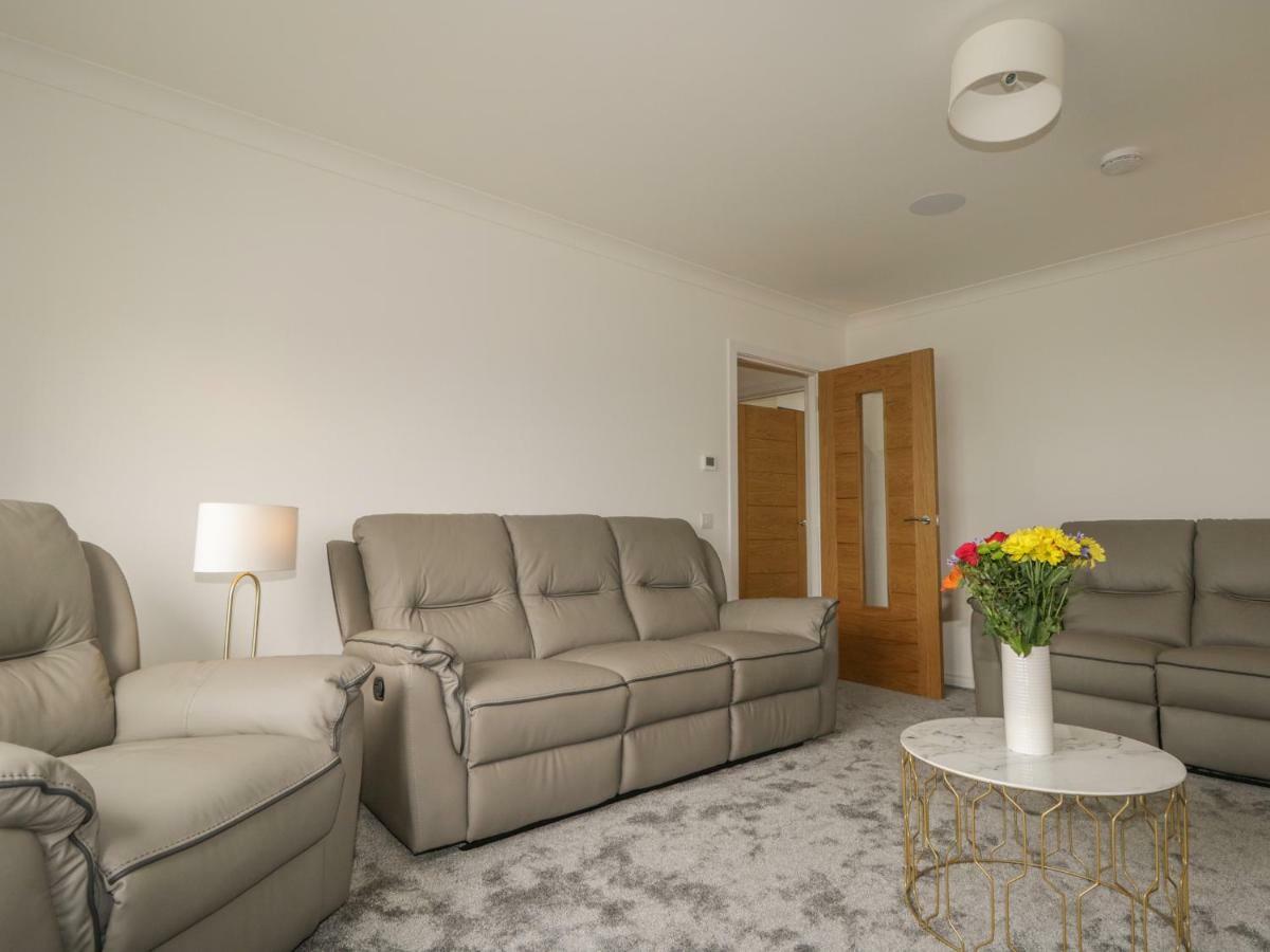 15 Waters Edge Villa Banff Bagian luar foto